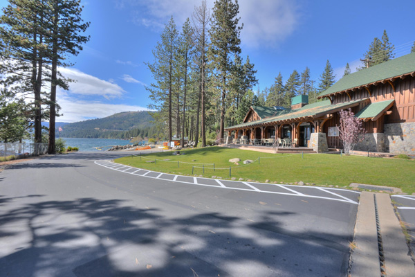 Donner Lake House - Tahoe Donner Marina